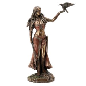 Figura Morrigan  Diosa en bronce